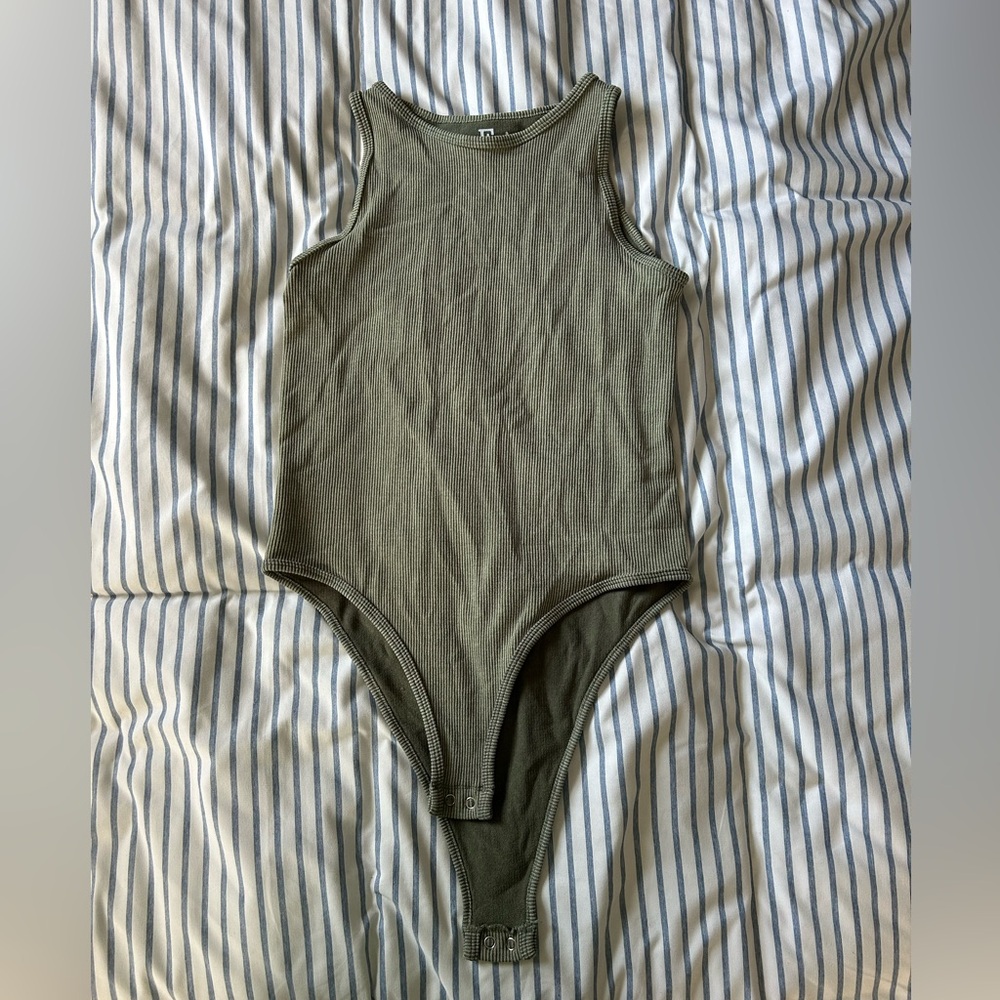Khaki Sleeveless Women's Bodysuit